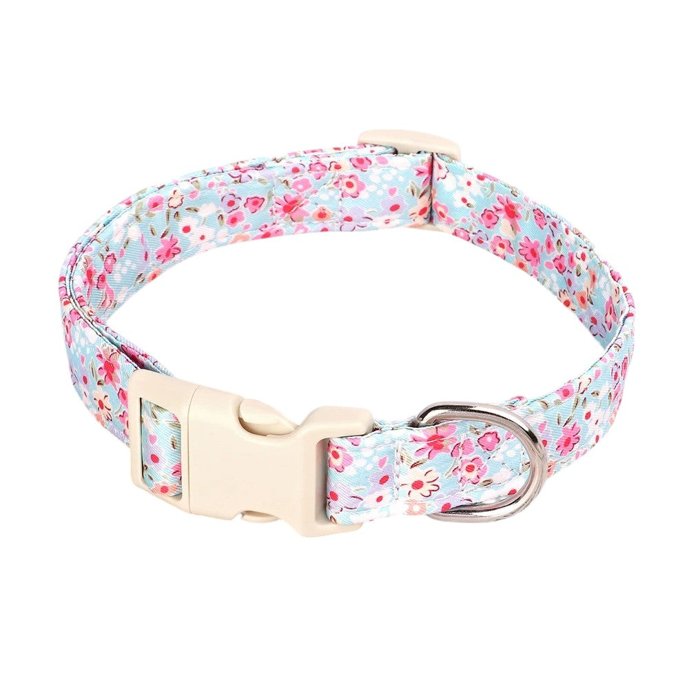 Collar Flores Azul para Perros – Estilo y Comodidad
