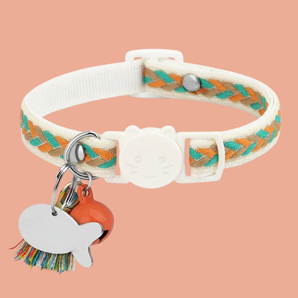 Collar Blanco Ajustable para Gatos y Perros Pequeños Estilo Perú