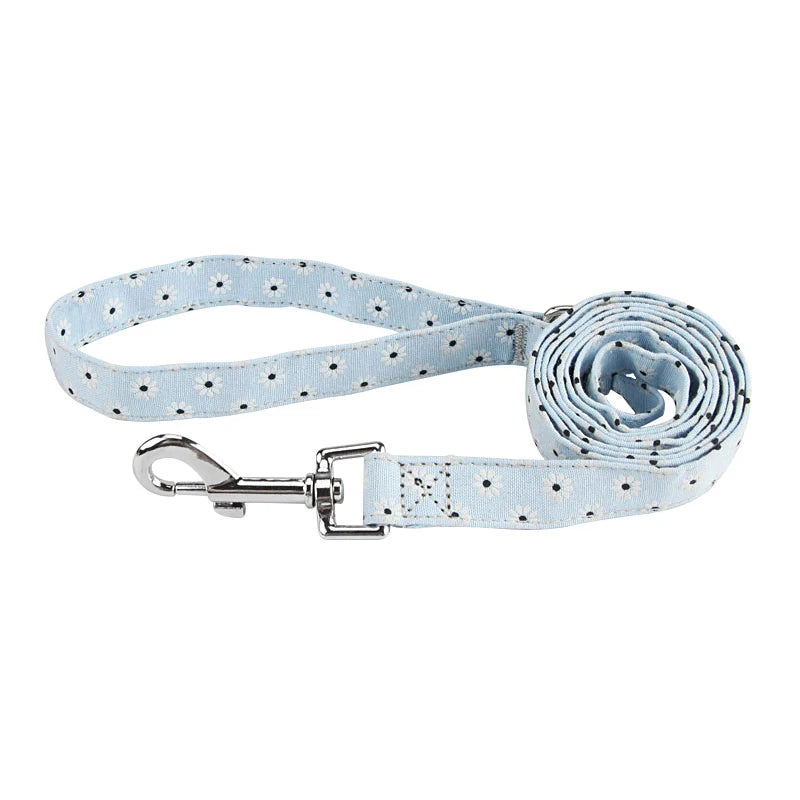 Correa para Perros con Estampado Floral – ¡Estilo, Seguridad y Comodidad en Cada Paseo! 🌸