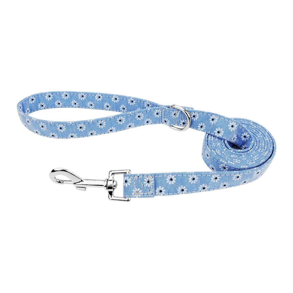 Correa para Perros con Estampado Floral – ¡Estilo, Seguridad y Comodidad en Cada Paseo! 🌸