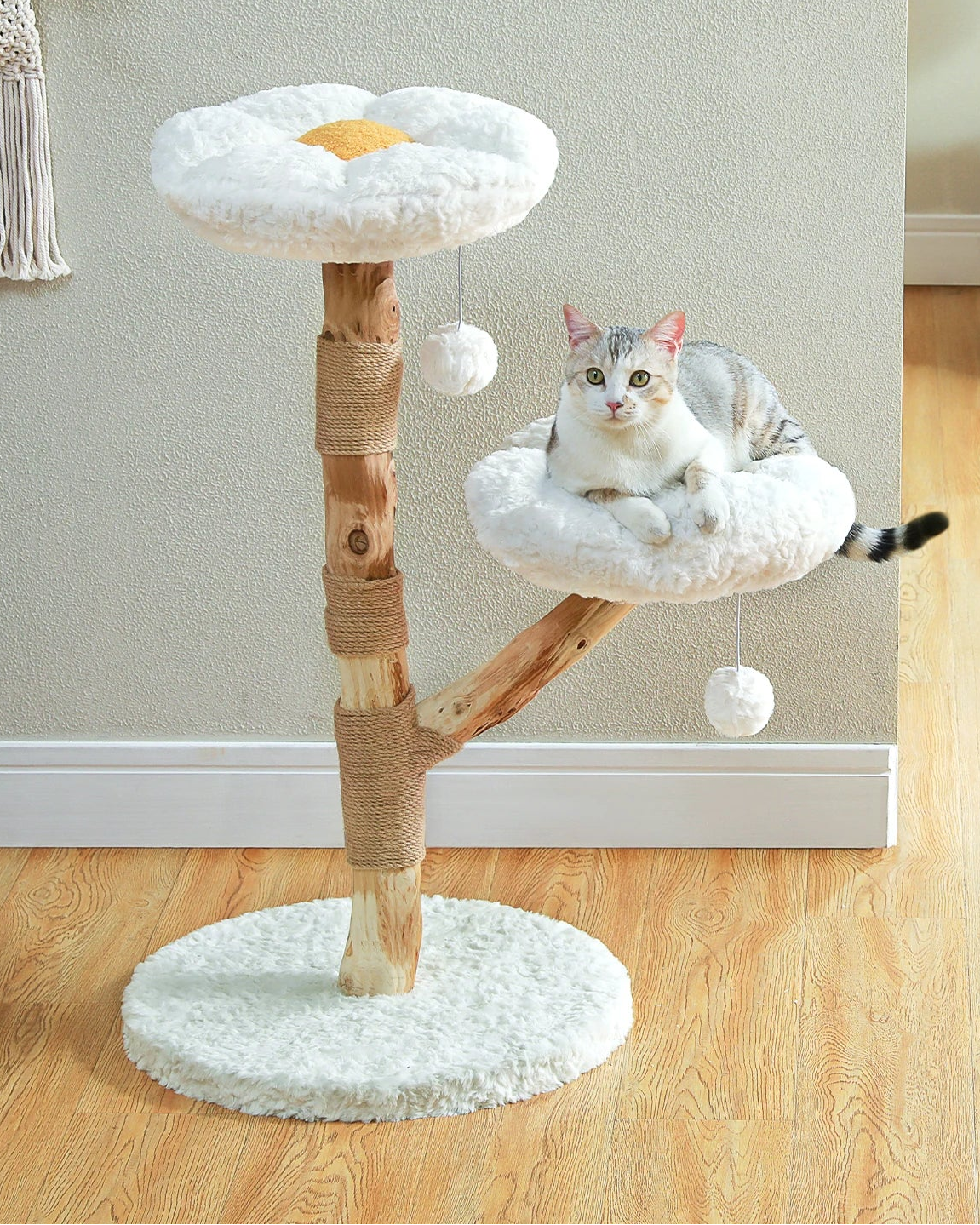 Árbol Rascador de Madera con Flores y Plataformas – Elegancia, Confort y Estabilidad