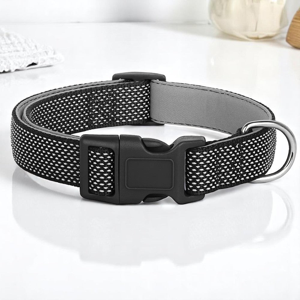 Collar Reflectante Negro de Nylon para Perros – Seguridad y Estilo